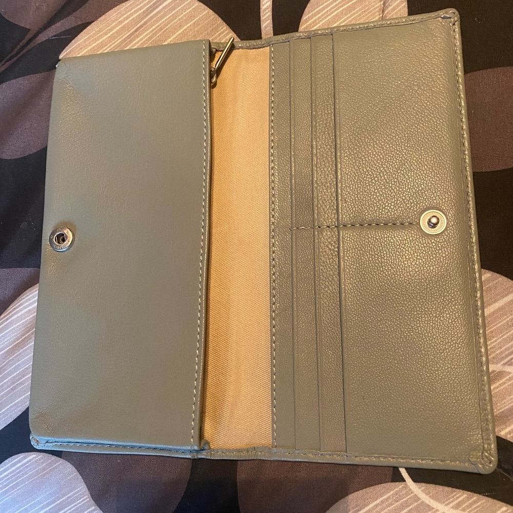 Lucky Brand Genuine Leather blue grey Wallet - Picture 5 of 5